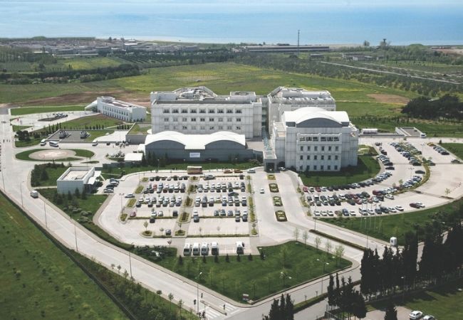 Anadolu Medical Center detail 1