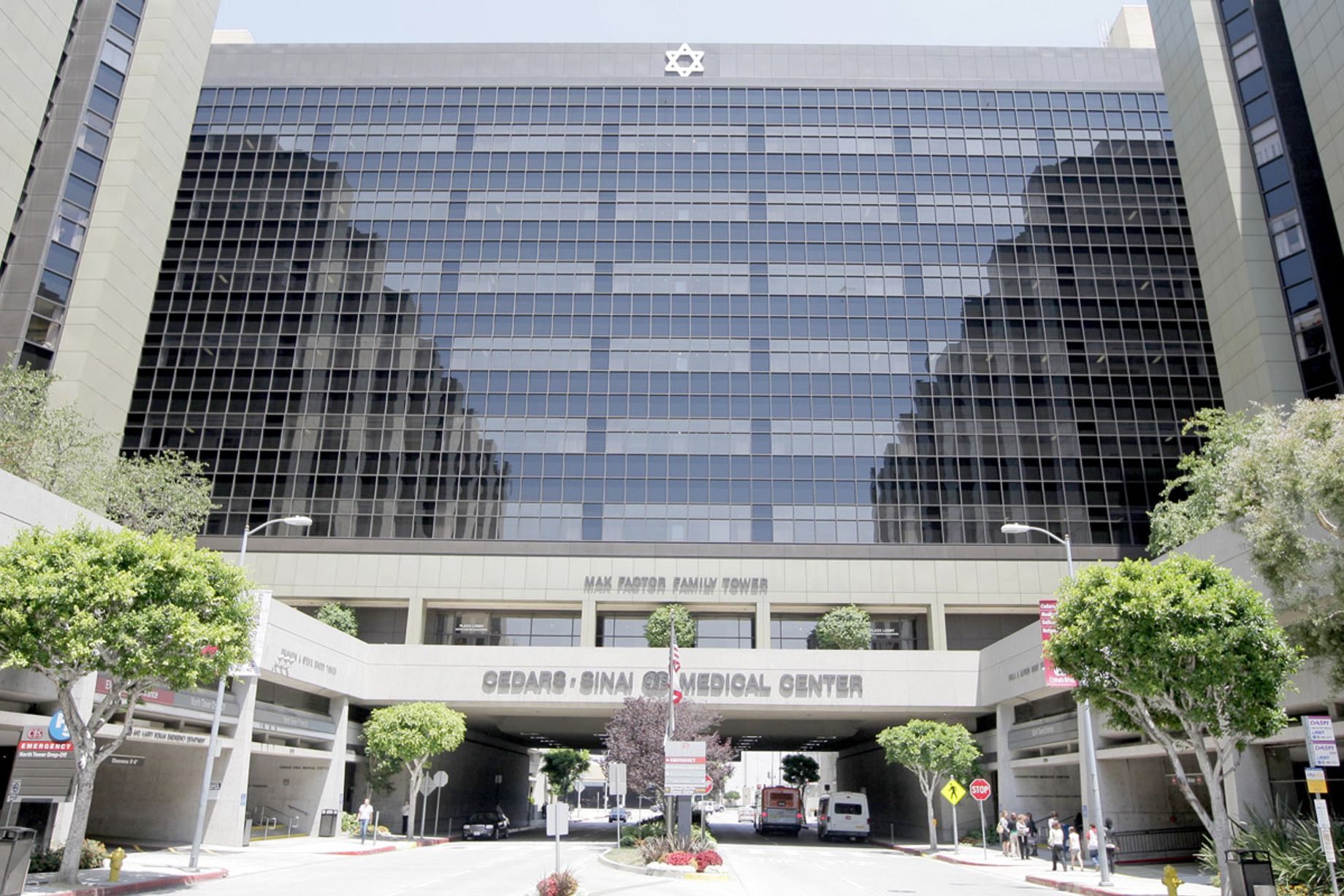 Cedars-Sinai Medical Center detail 1